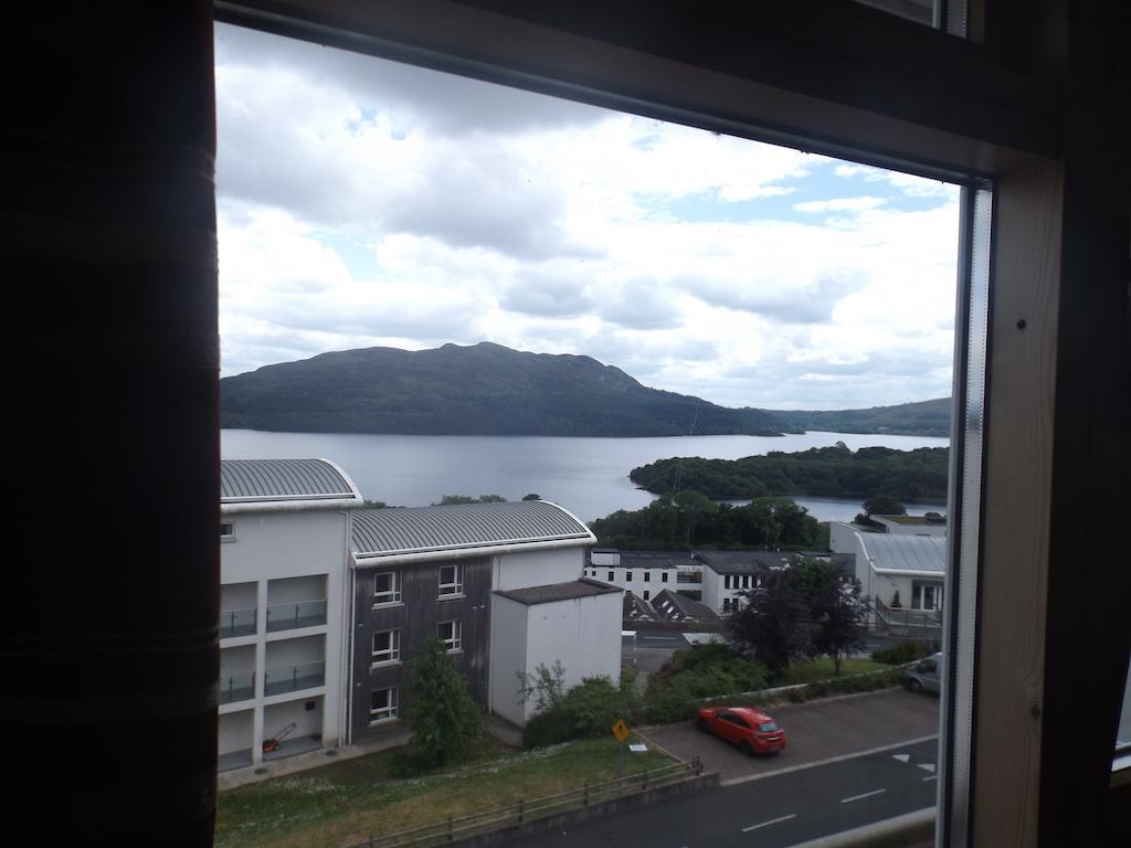 St Angela'S Lakeside Aparthotel Sala Слайго Номер фото